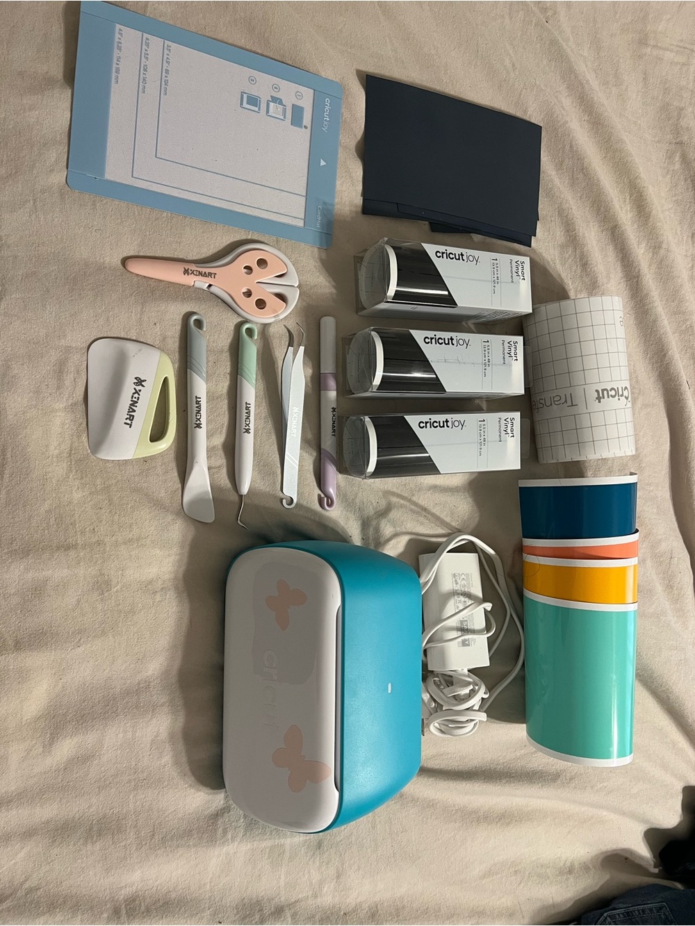 Cricut Joy Craft Bundle in Teal, White, Navy and Multicolor Vinyl